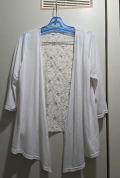 【CECIL McBEE】ホワイト レース切り替え 五分袖カーディガン Mのサムネイル