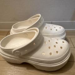 Crocs ホワイト クロッグサンダルのサムネイル