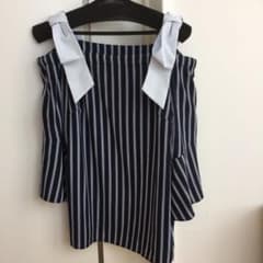 【ティファニー様専用】ブラウスのサムネイル