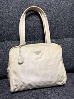 PRADA プラダ　トートバッグ　ナイロン　クリーム系　シリアルナンバーありのサムネイル