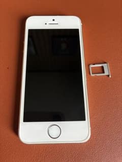 iPhone5s 32GB 本体/シルバーのサムネイル