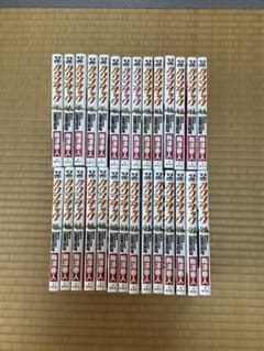 漫画　未開封カード付きカウンタック全28巻セット、送料無料のサムネイル