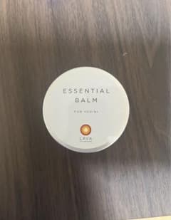 【新品・未使用】LAVA エッセンシャルバームのサムネイル
