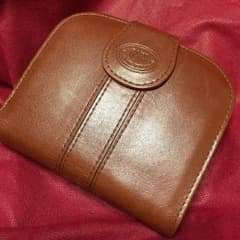 Daks Englandのサムネイル
