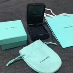 ティファニー ジュエリーケース 箱 紙袋 ポーチのサムネイル
