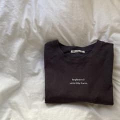 ロゴTシャツのサムネイル