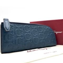 未使用保管品 サルヴァトーレフェラガモ ペンケース ガンチーニ レザー