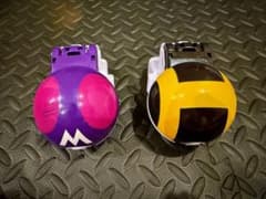 モンスターボール型おもちゃ 2種セットのサムネイル