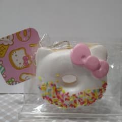 ハローキティ ドーナツ形 スクイーズマスコットキーホルダー - メルカリ