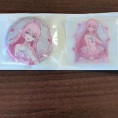 巡音ルカ 缶バッジ アクリルスタンドのサムネイル