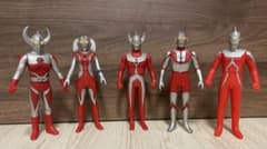 ⭐︎旧サイズ ウルトラファミリー　ソフビ 5体セット タロウ 父母 セブン 初代のサムネイル