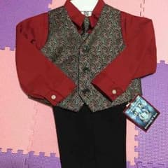 mさん専用【新品】4点セット 海外子供服スーツ赤のサムネイル