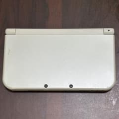 ニンテンドー3DS LL本体 充電器付きのサムネイル