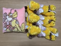 プルート 赤いほっぺ 寝そべり スーパーラージぬいぐるみ ワン！ダフルギフト