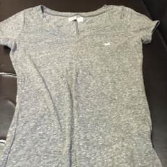 HOLLISTER Tシャツのサムネイル