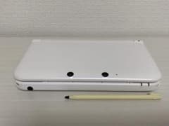 【美品】任天堂 ニンテンドー3DS LL 本体 ホワイトのサムネイル
