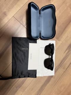 GUCCI ブラックサングラス ケース付のサムネイル