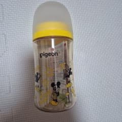 pigeon ディズニー哺乳瓶 240ml　プラスチック製のサムネイル