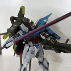 HG パーフェクトストライクガンダム 全塗装完成品のサムネイル