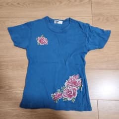 に*ぽ様 INSIDE OUT 花柄 半袖Tシャツのサムネイル