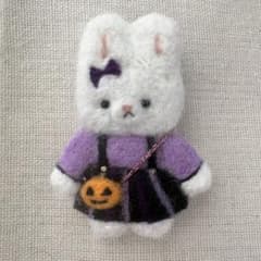 ハンドメイド ハロウィン うさぎ ブローチ チャーム キーホルダー