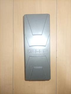 BOSSワウペダルPW-3 部屋で数回使用の美品です。 BOSSワウペダルPW-3 部屋で数回使用の美品です。 - メルカリ