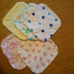 おりもの用布ナプキン5枚セットのサムネイル