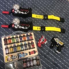 仮面ライダービルド　ベルト　フルボトルのサムネイル