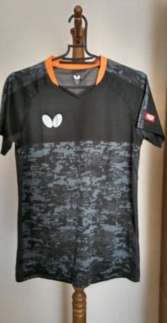 卓球 Butterflyユニフォーム  UNISEX  ss   美品のサムネイル