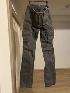 ★11/24大幅値下げ【Neil Barrett】カーゴパンツ　size 44のサムネイル