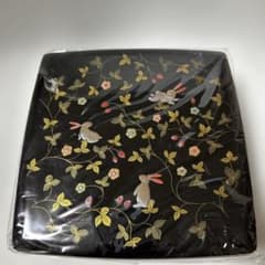 Kansai 山本寛斎 重箱 2段 うさぎ 苺柄 - メルカリ