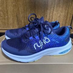 rykaシューズ22.5のサムネイル