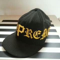 NEW ERA×SUPREMEコラボキャップのサムネイル