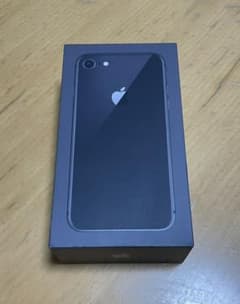 iPhone8の空箱とアクセサリーのサムネイル