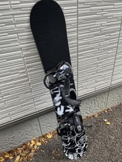 スノーボード　板とバインセットのサムネイル