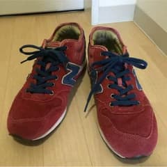 ニューバランス スニーカーのサムネイル