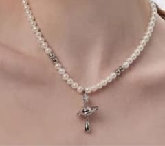 vivienne westwoodモチーフネックレスのサムネイル