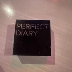 PERFECT DIARY 透明感ルースパウダー 70gのサムネイル