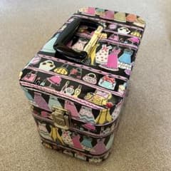 可愛い❤️(美品)メイクボックスのサムネイル