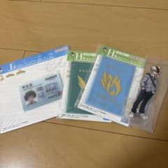 ヒロアカ 一番くじ 学生証 生徒手帳風ケース アクリルスタンドのサムネイル