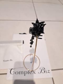 Complex Biz ブラックヘアクリップフリンジ付きのサムネイル