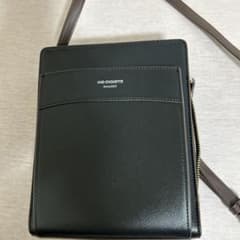 AND CROUETTE ブラックショルダーバッグのサムネイル