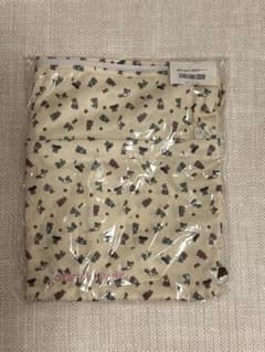 新品 camilapele ベア柄ポーチのサムネイル