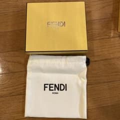 FENDI 空箱、巾着袋のサムネイル