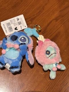 スティッチ＆スクランプ ぬいぐるみキーホルダーGLOSSY FRUITS - メルカリ