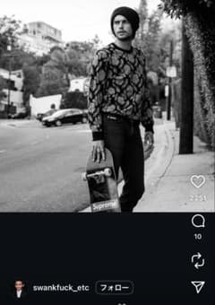 dylan rieder着用】Supreme Rose Sweater - メルカリ