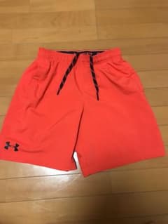 アンダーアーマー ハーフパンツのサムネイル
