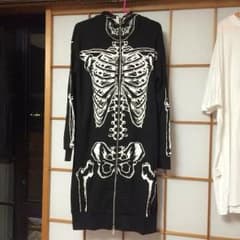 グラッドニュース パーカーのサムネイル