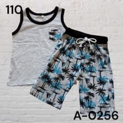 ❇︎新品　美品❇︎男の子　タンク＆パンツ セットアップ　110のサムネイル