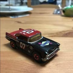ホットウィール '57CHEVY FAOシュワルツ 1997年のサムネイル